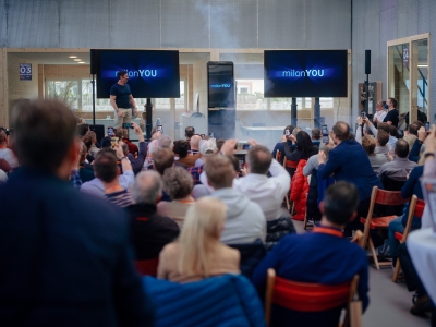 milon YOU feiert Premiere