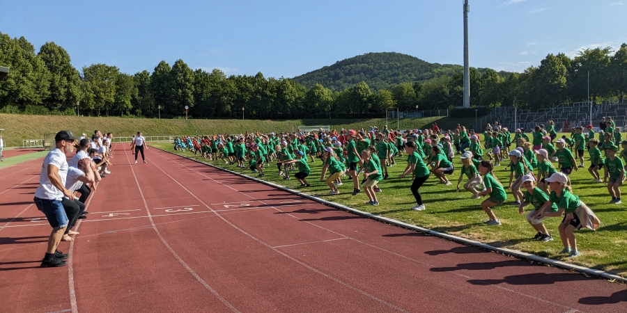 Anfeuern, Abklatschen, Spaß haben