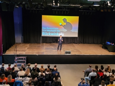 Schwungvolle Premiere