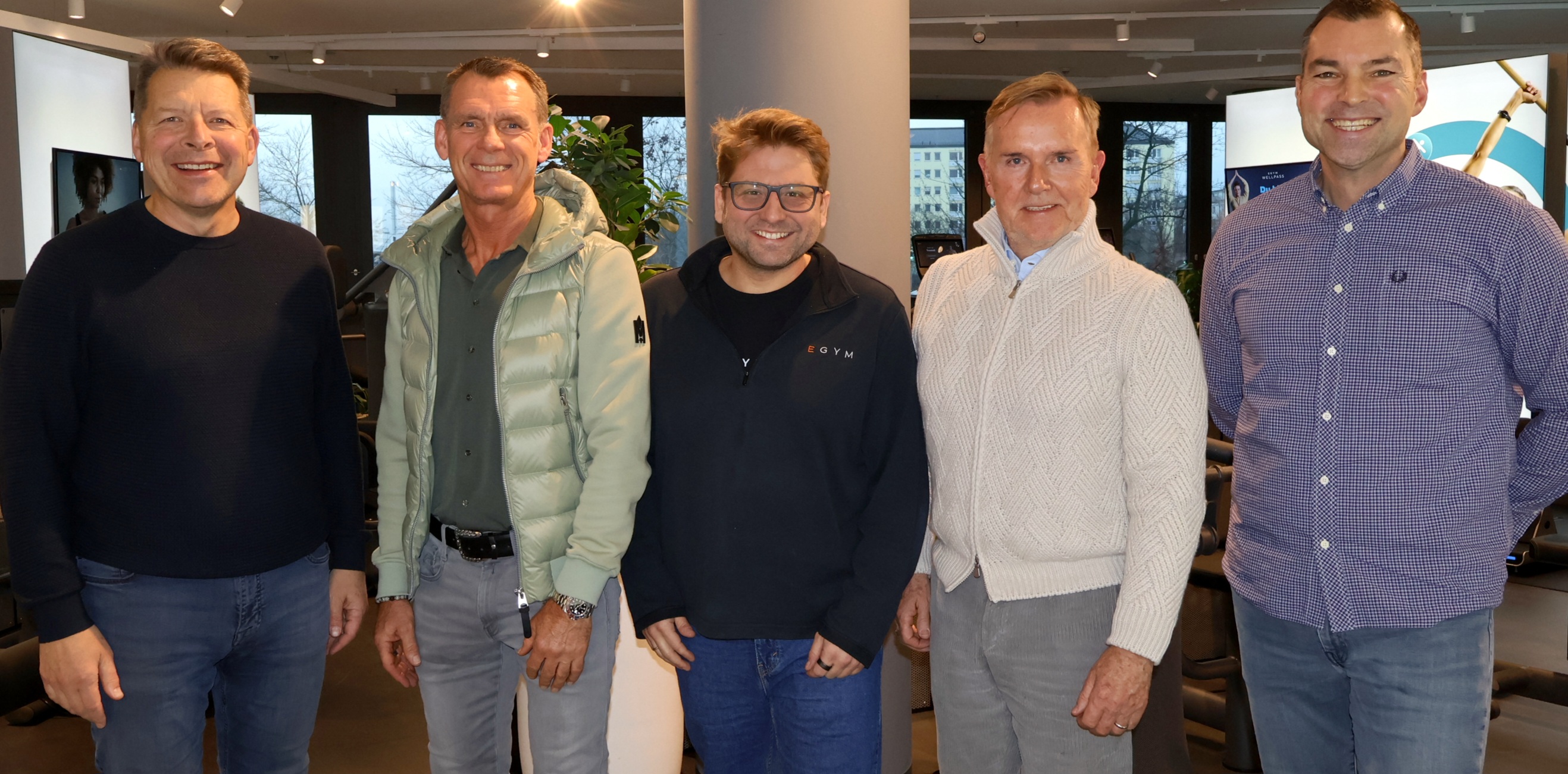Alexander Benker, Thorsten Kielmann, Philipp Roesch-Schlanderer, Paul Underberg & Jan Scherzer (von links) bei einem Treffen in München